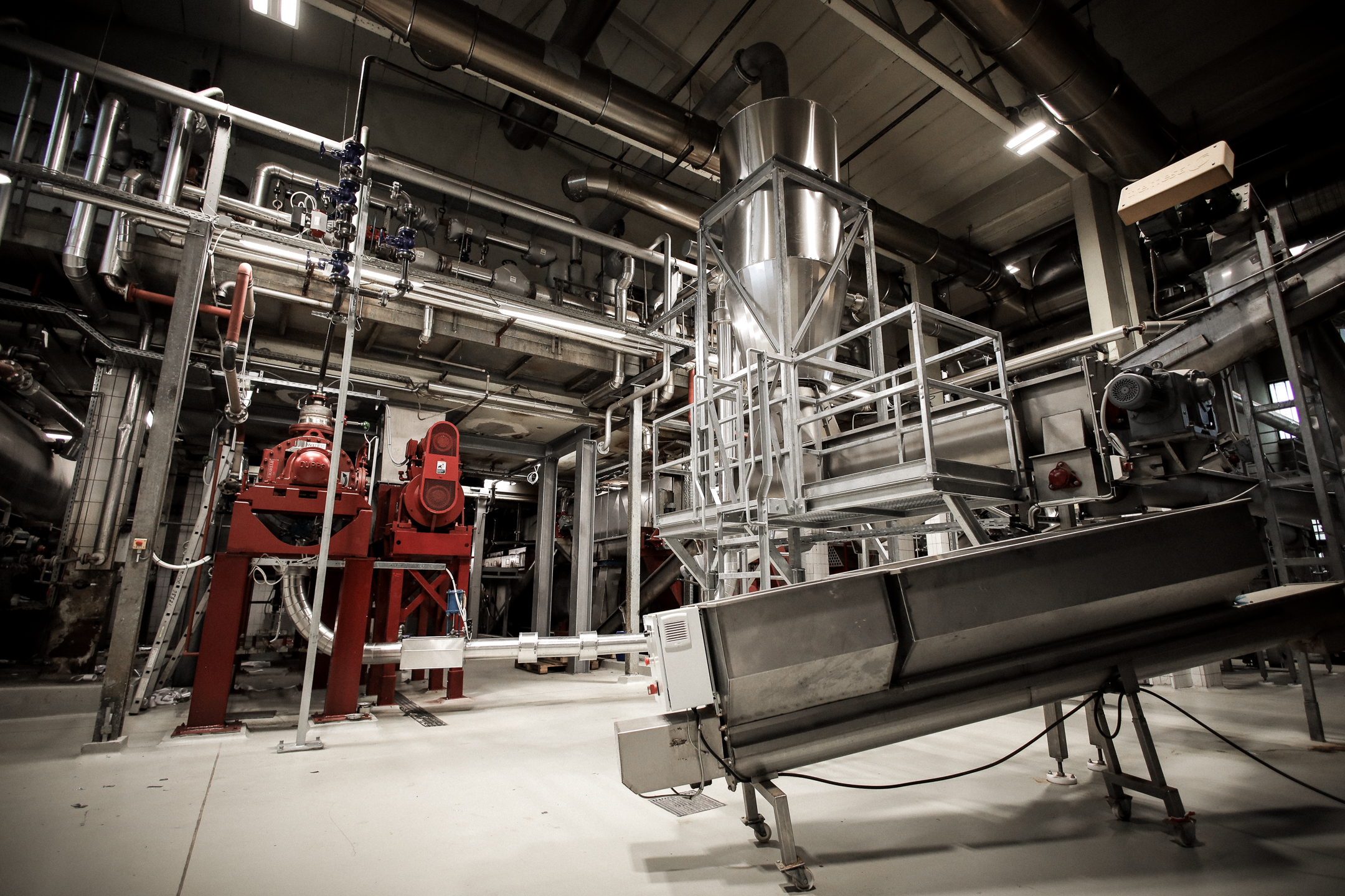 Inside-Rendering-Factory-Slovenia